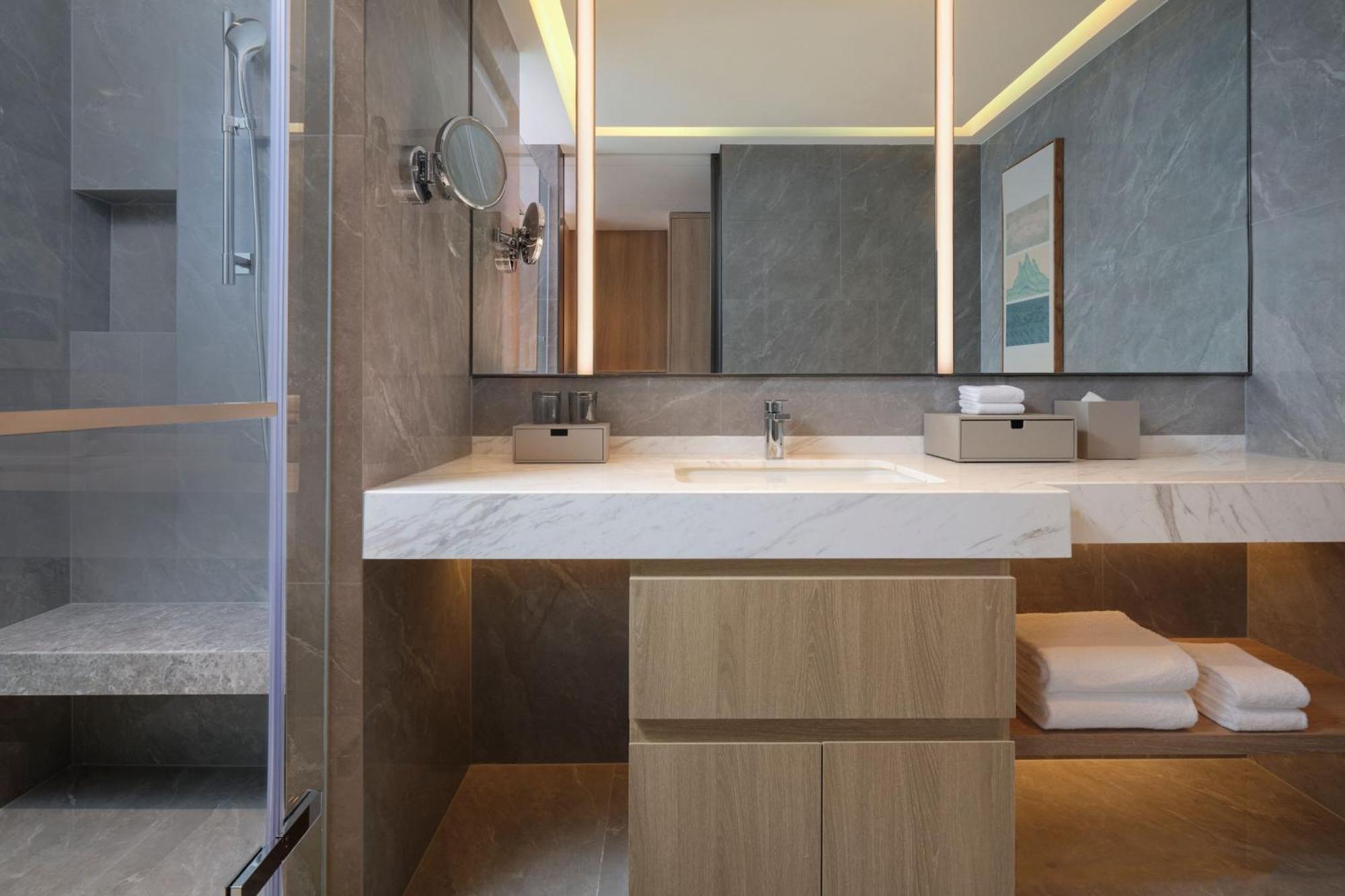 Courtyard By Marriott Xujiahui