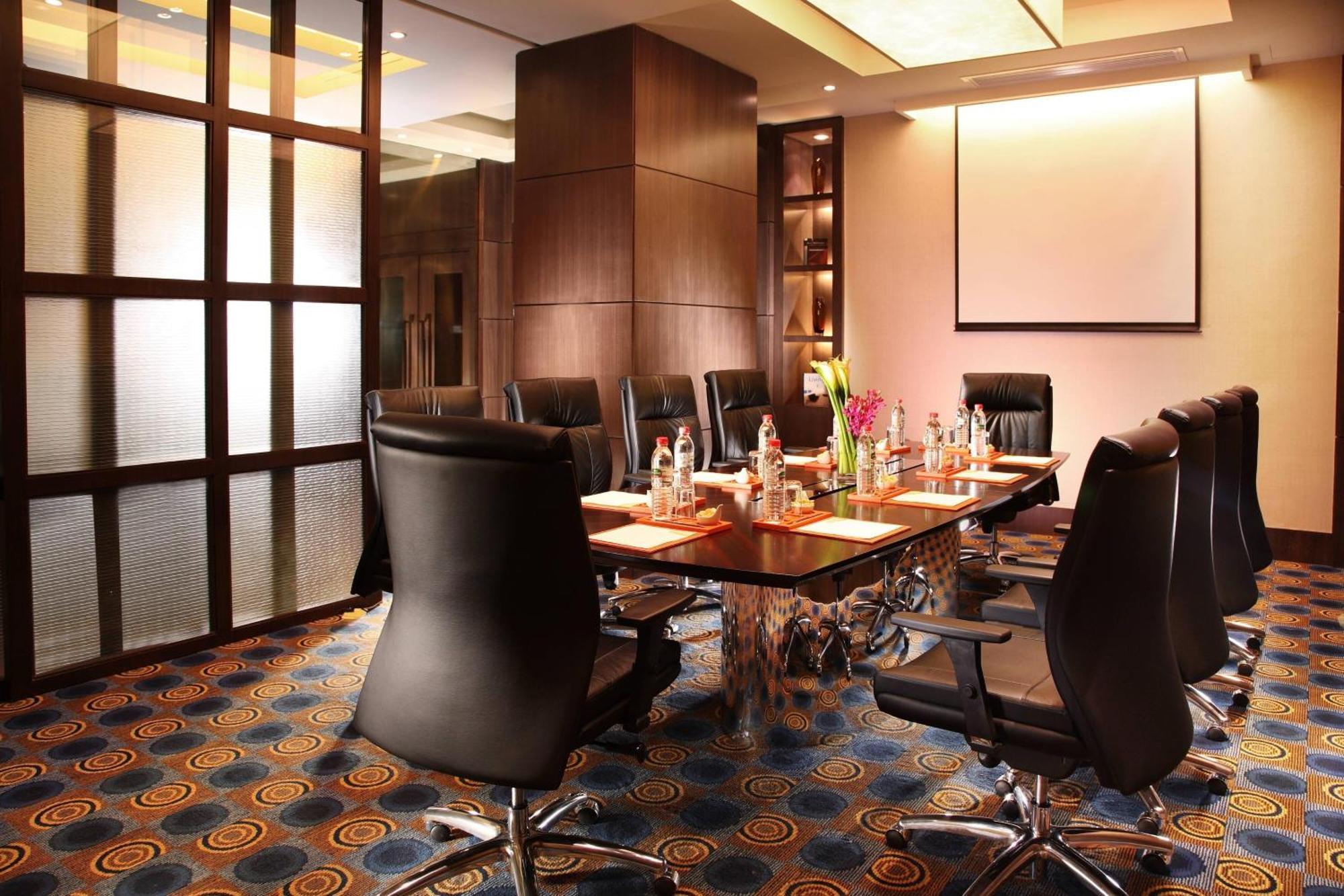 Hotel Courtyard By Marriott Xujiahui