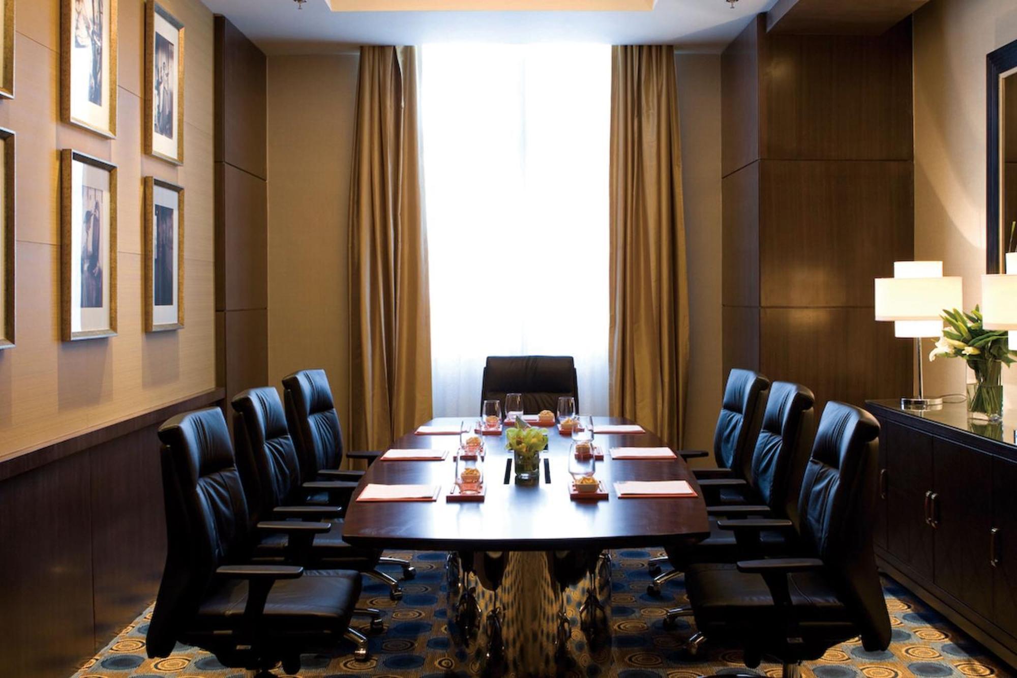 Courtyard By Marriott Xujiahui Hotel Shanghai