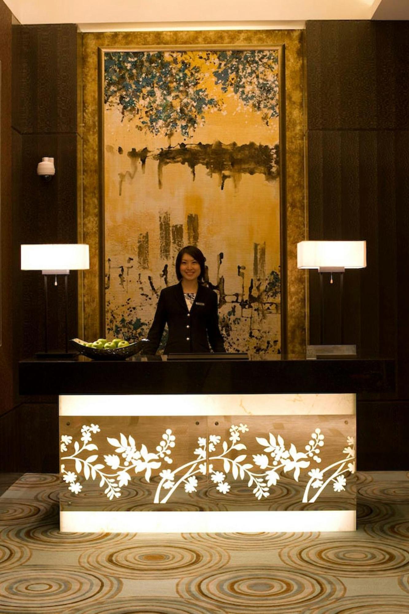 Courtyard By Marriott Xujiahui Hotel