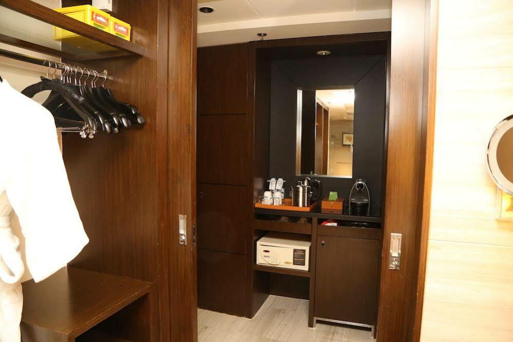 Courtyard By Marriott Xujiahui Shanghai